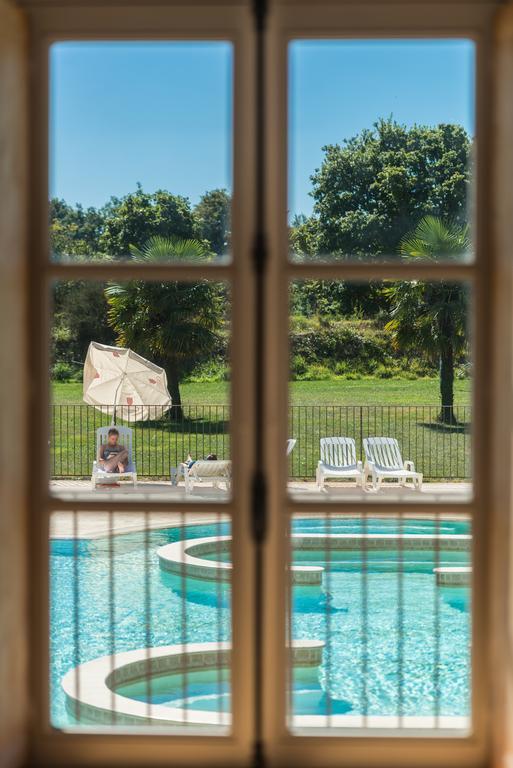ホテル Domaine De L'Orangerie De Lanniron カンペール 部屋 写真